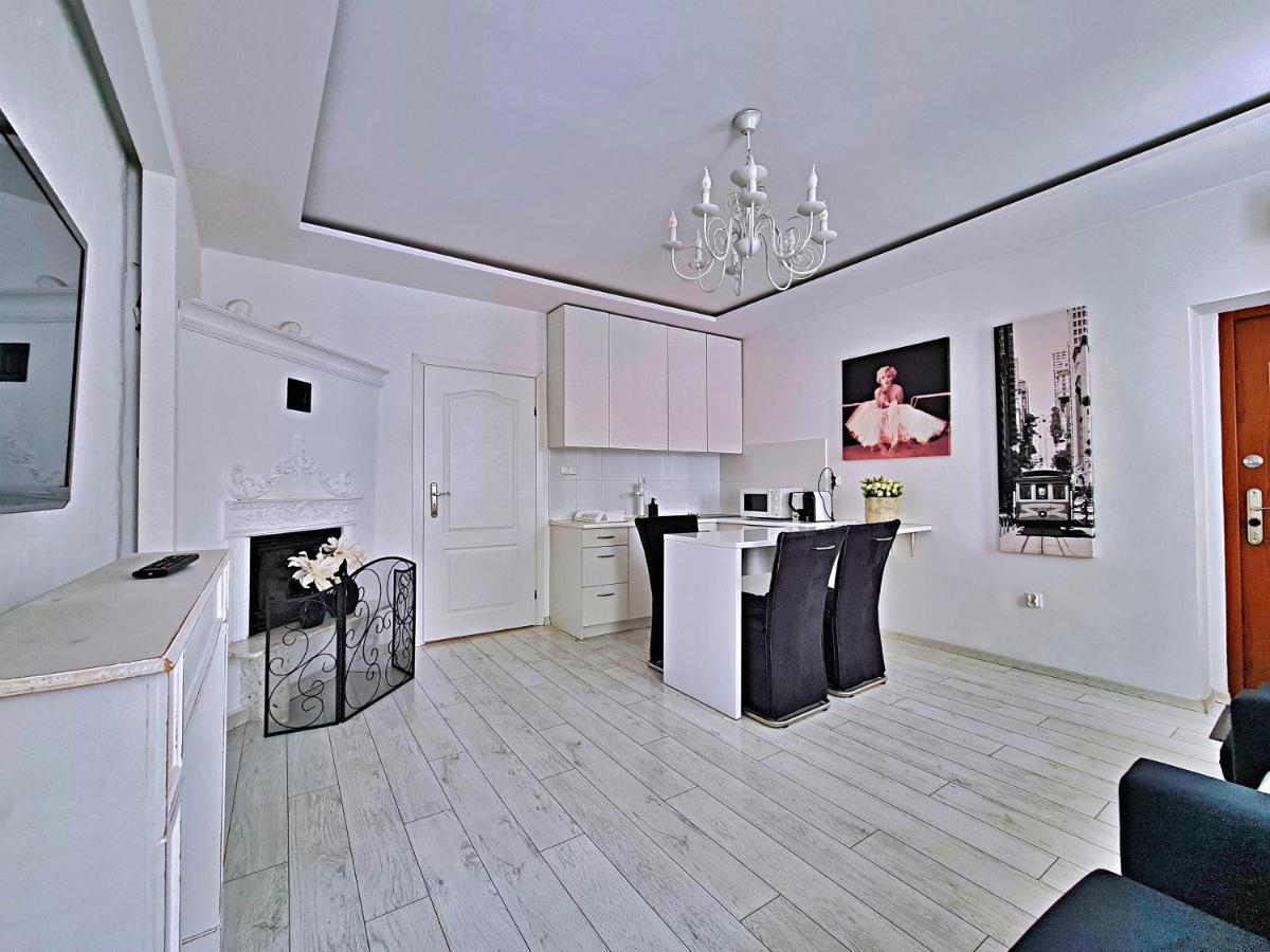 Perfect Stay - "Campari Glam Apartments" Torun Bagian luar foto