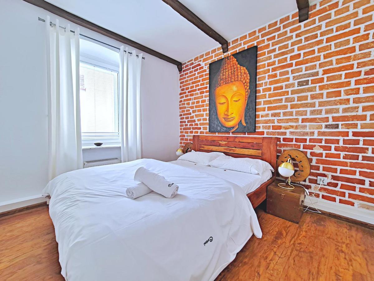 Perfect Stay - "Campari Glam Apartments" Torun Bagian luar foto