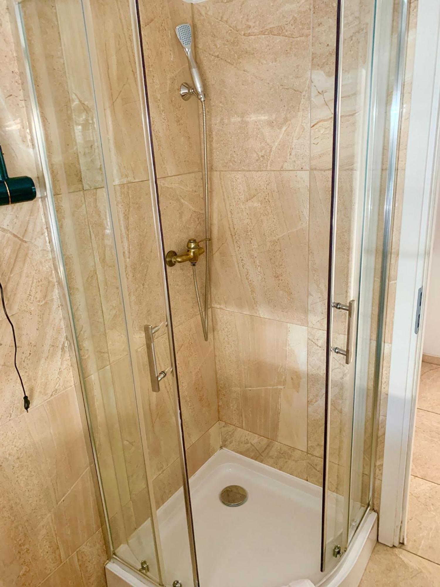 Perfect Stay - "Campari Glam Apartments" Torun Bagian luar foto